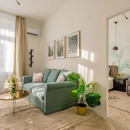 Blue Lagoon Apartment Budapest